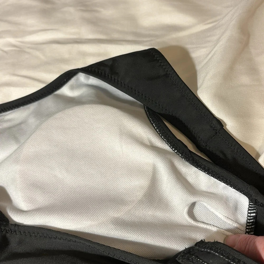 One Piece, Sexy, Cut-Out Swimsuit Black size L - Picture 8 of 11